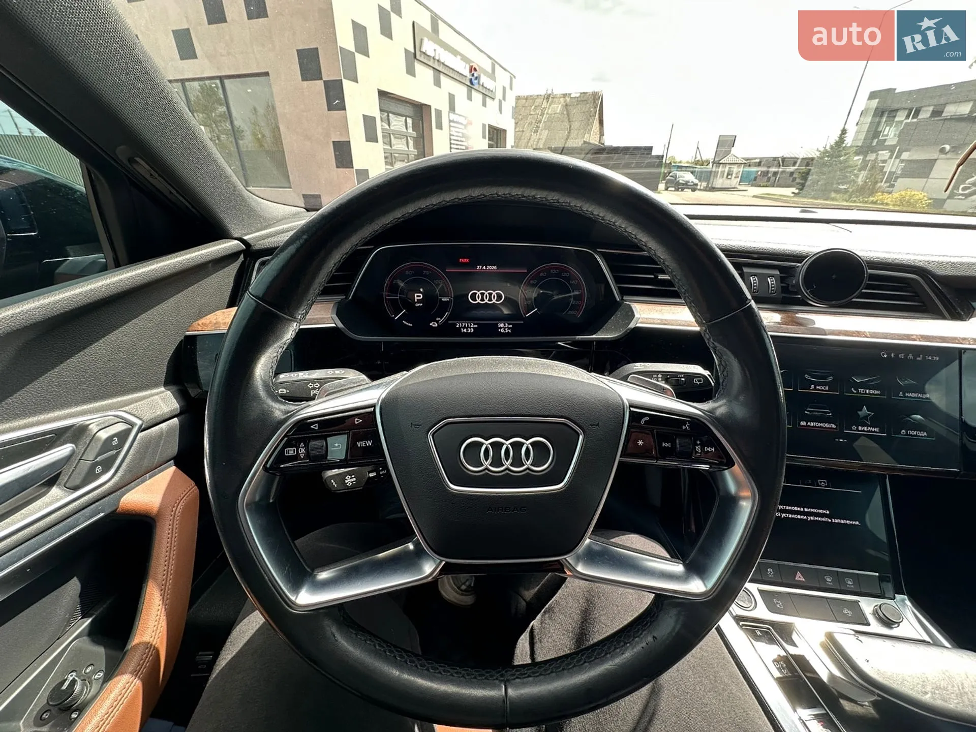 2022 Audi e-tron - мініатюра 8