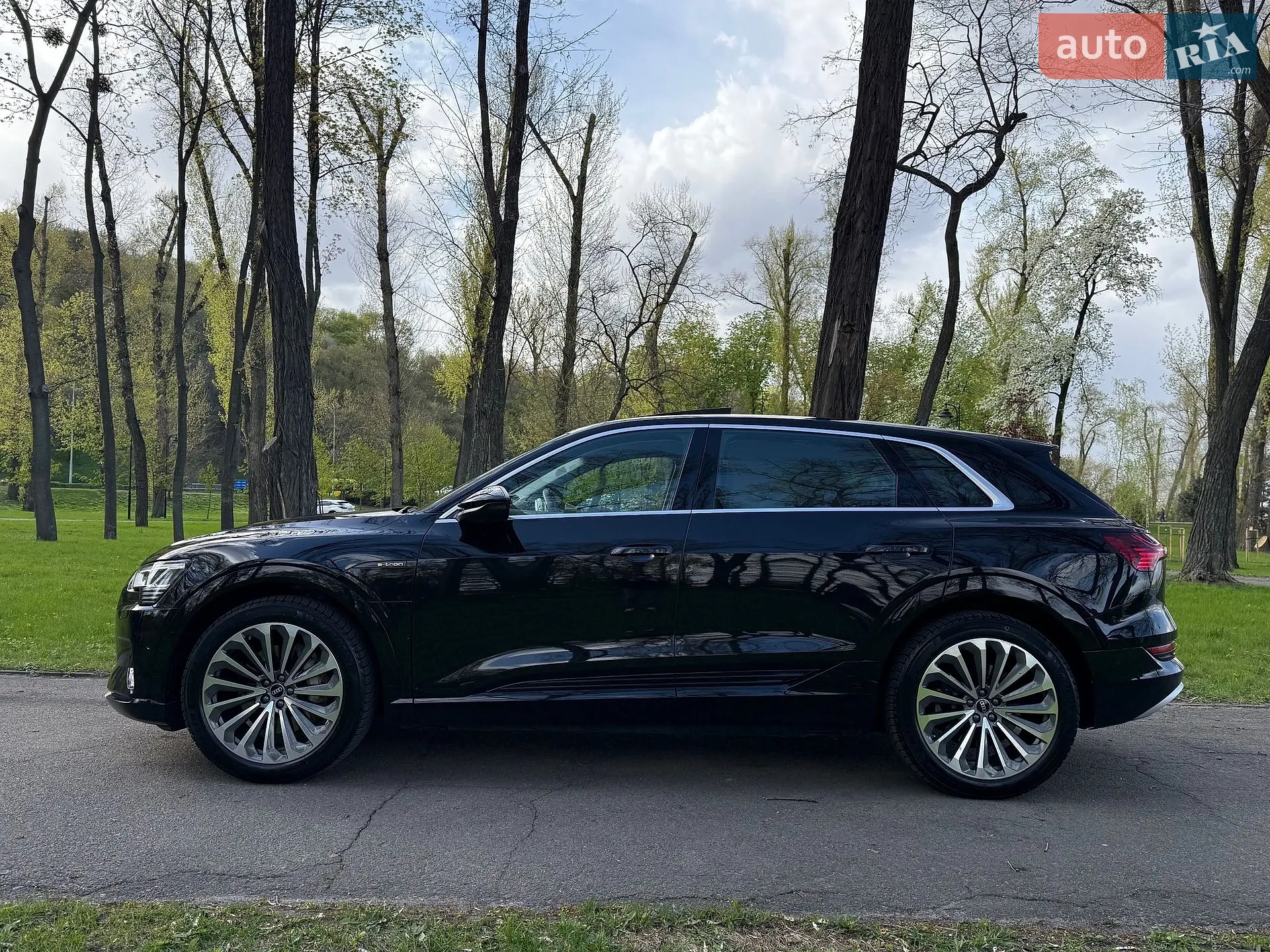 2021 Audi e-tron - мініатюра 17