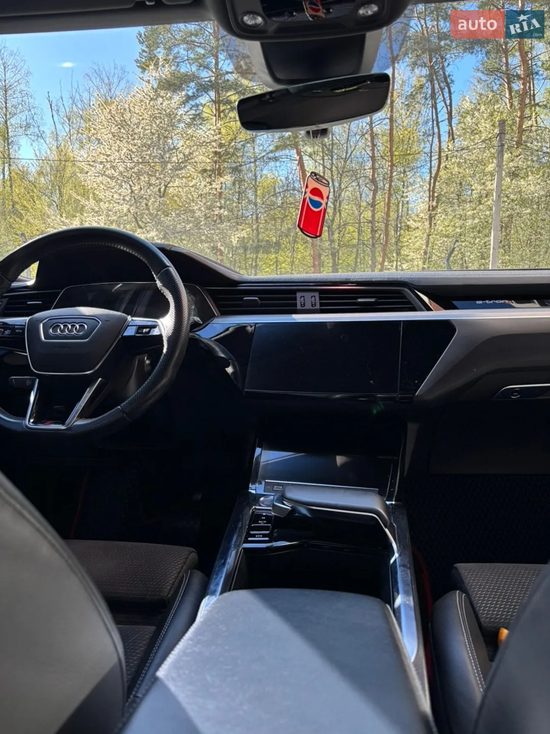 2019 Audi e-tron - мініатюра 39