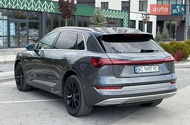 Внедорожник / Кроссовер Audi e-tron 2019 в Городке