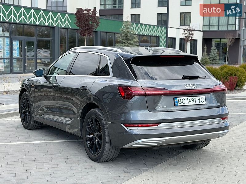 Внедорожник / Кроссовер Audi e-tron 2019 в Городке