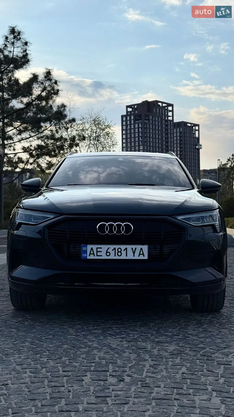 2022 Audi e-tron - мініатюра 16