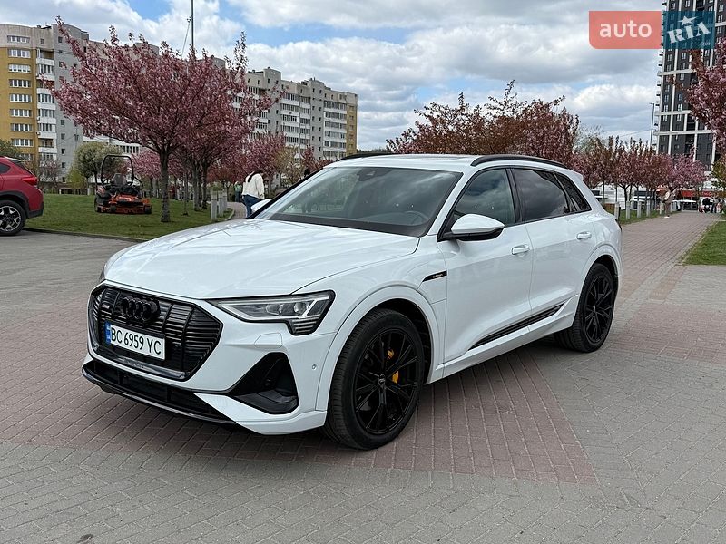 Позашляховик / Кросовер Audi e-tron 2019 в Львові