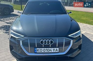Внедорожник / Кроссовер Audi e-tron 2022 в Мукачево