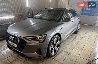 Внедорожник / Кроссовер Audi e-tron 2021 в Киеве