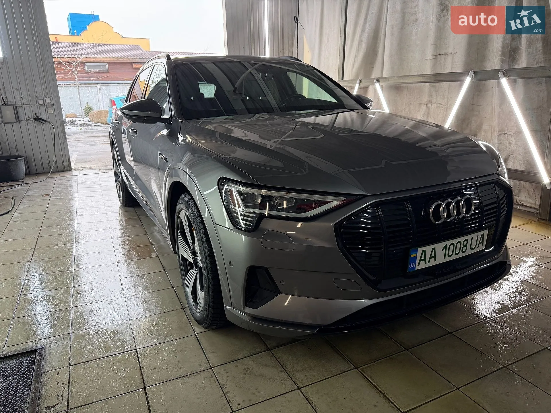 2021 Audi e-tron - мініатюра 2