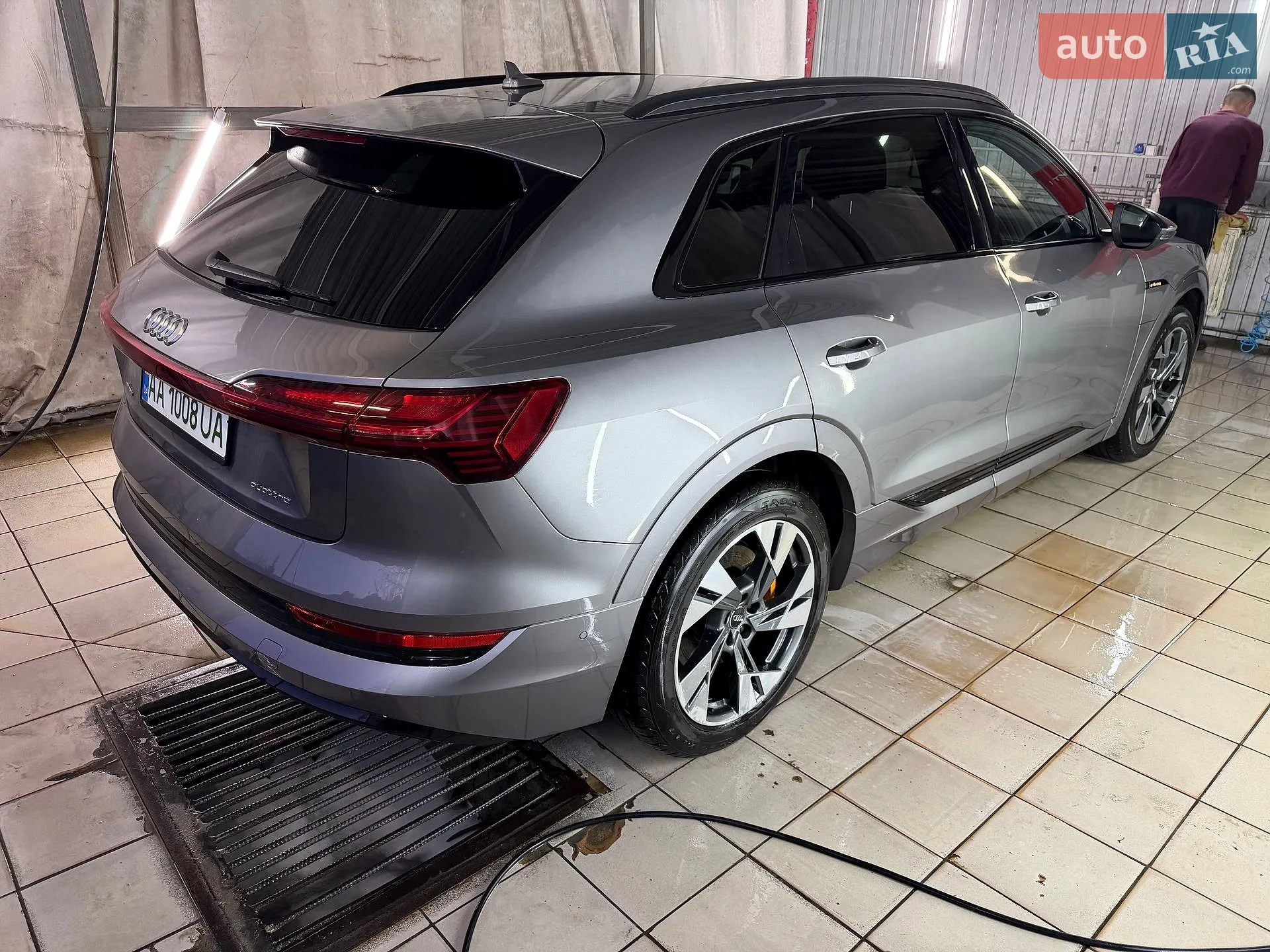 2021 Audi e-tron - мініатюра 5