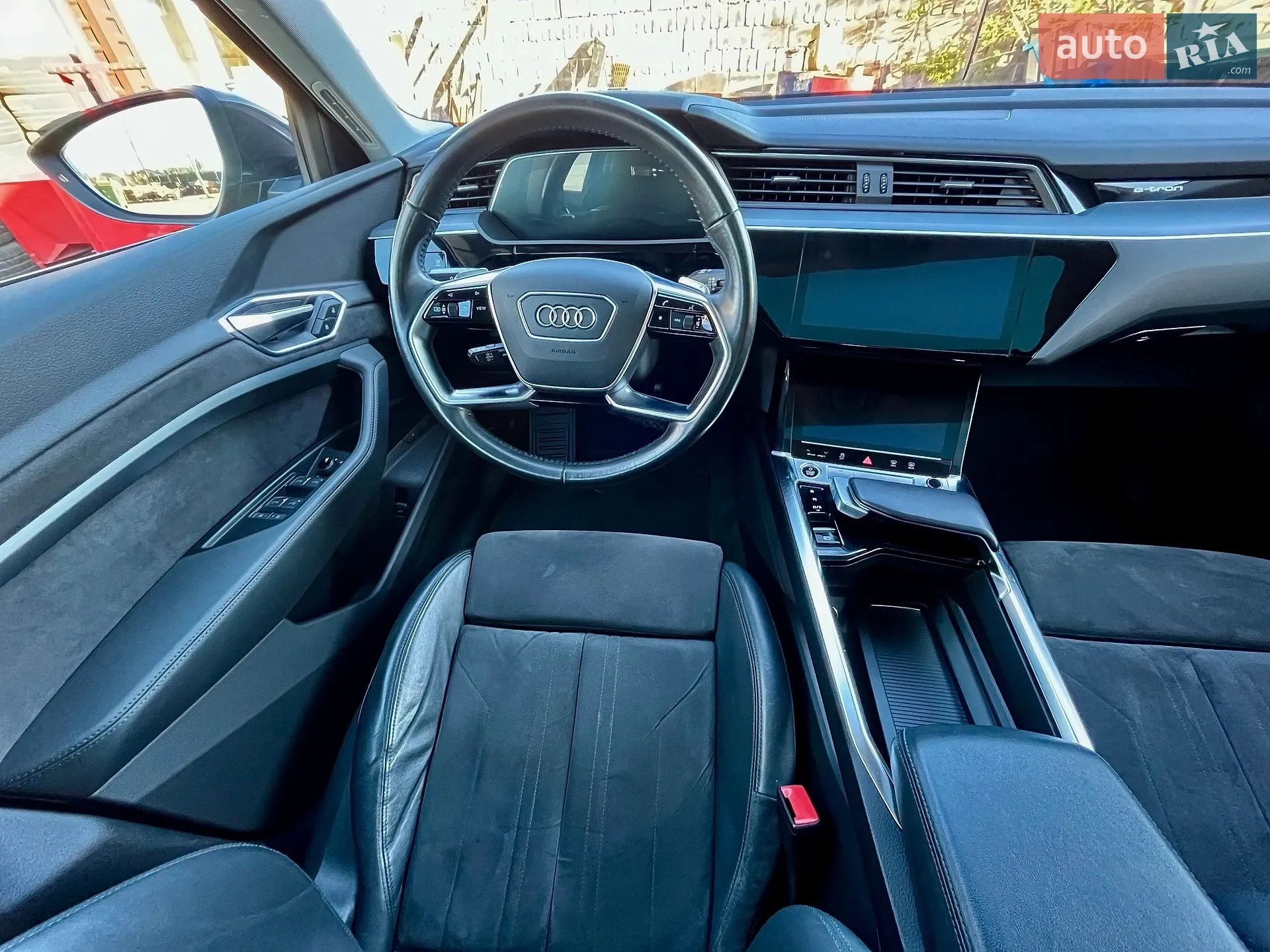 2020 Audi e-tron - мініатюра 53