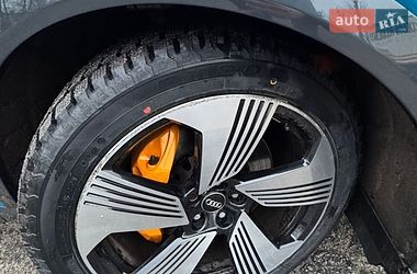 Внедорожник / Кроссовер Audi e-tron 2019 в Харькове