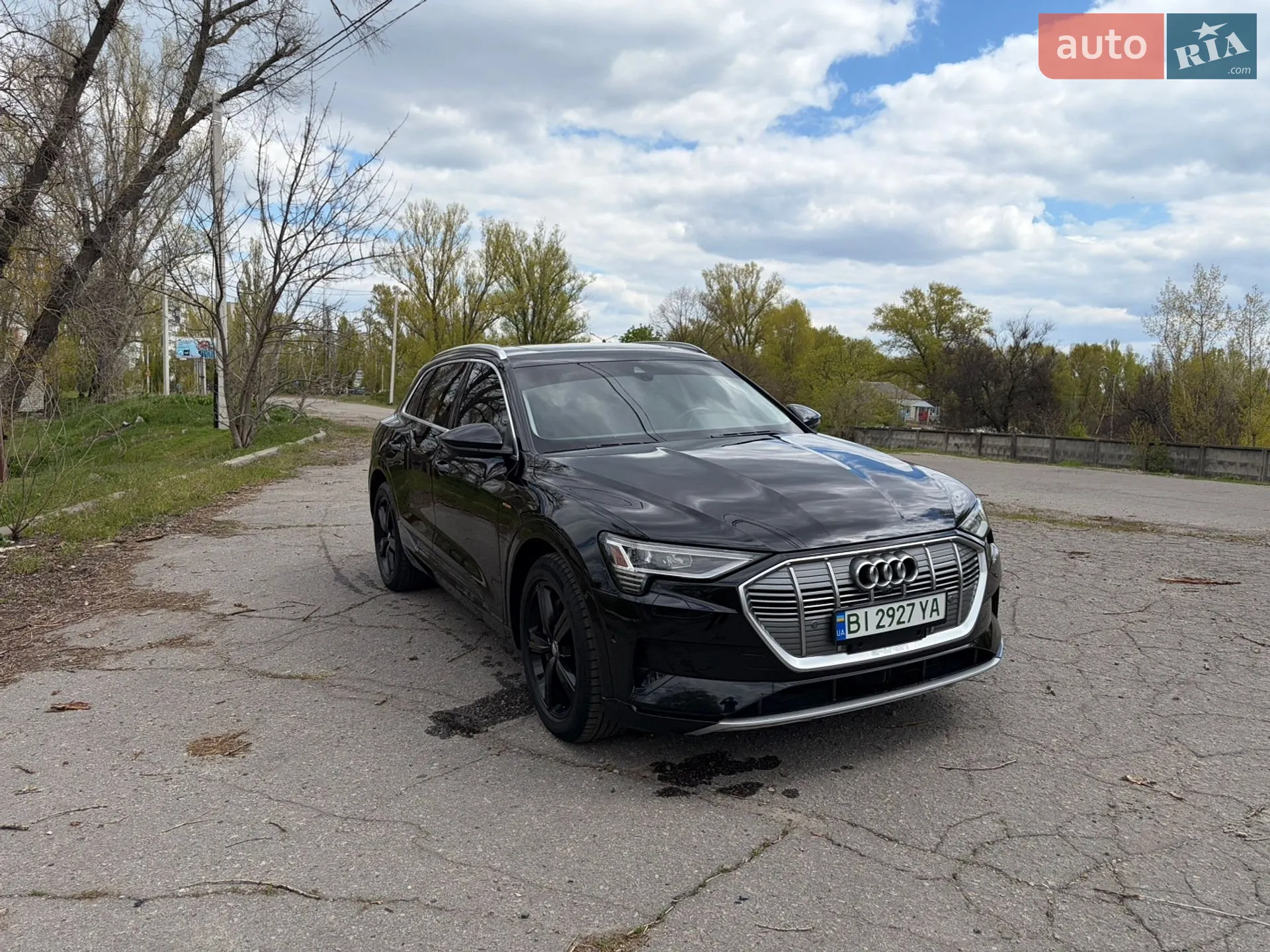2019 Audi e-tron - мініатюра 12