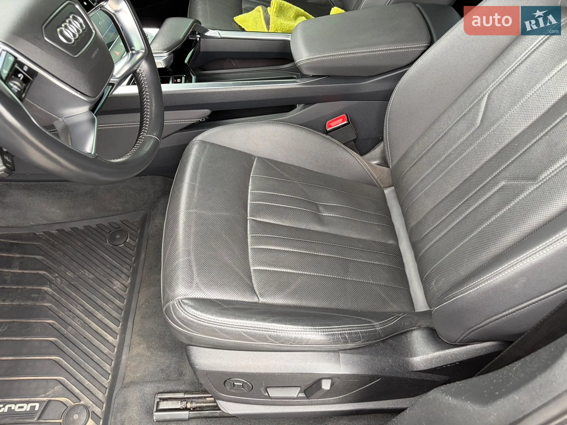 2019 Audi e-tron - мініатюра 41