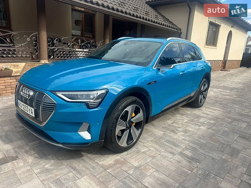 Audi e-tron 2019