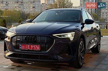 Позашляховик / Кросовер Audi e-tron 2022 в Харкові