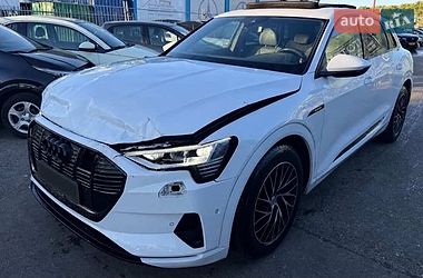 Внедорожник / Кроссовер Audi e-tron 2019 в Ровно
