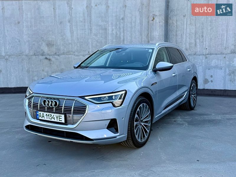 Внедорожник / Кроссовер Audi e-tron 2021 в Киеве фото 12 Внедорожник / Кроссовер Audi e-tron 2021 в Киеве