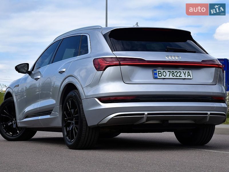 Внедорожник / Кроссовер Audi e-tron 2020 в Дрогобыче