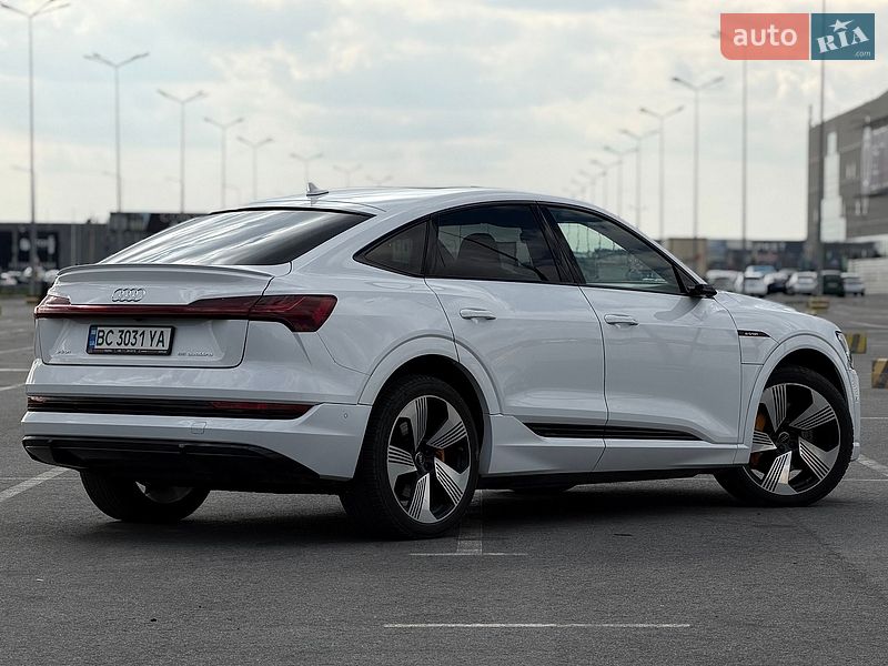 Внедорожник / Кроссовер Audi e-tron 2020 в Львове