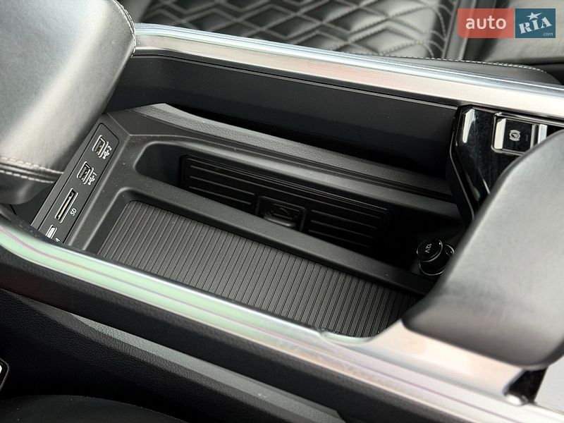 Внедорожник / Кроссовер Audi e-tron 2020 в Львове