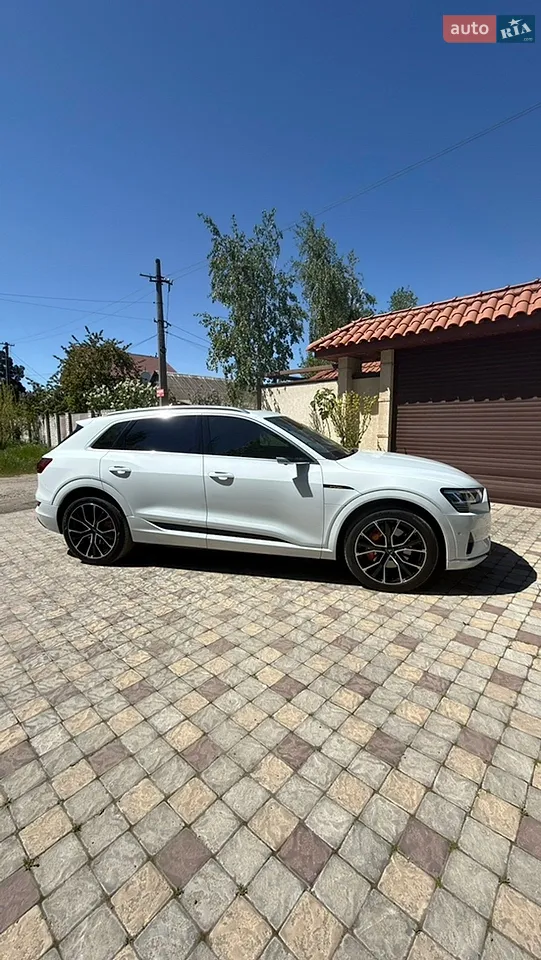 2019 Audi e-tron - мініатюра 17