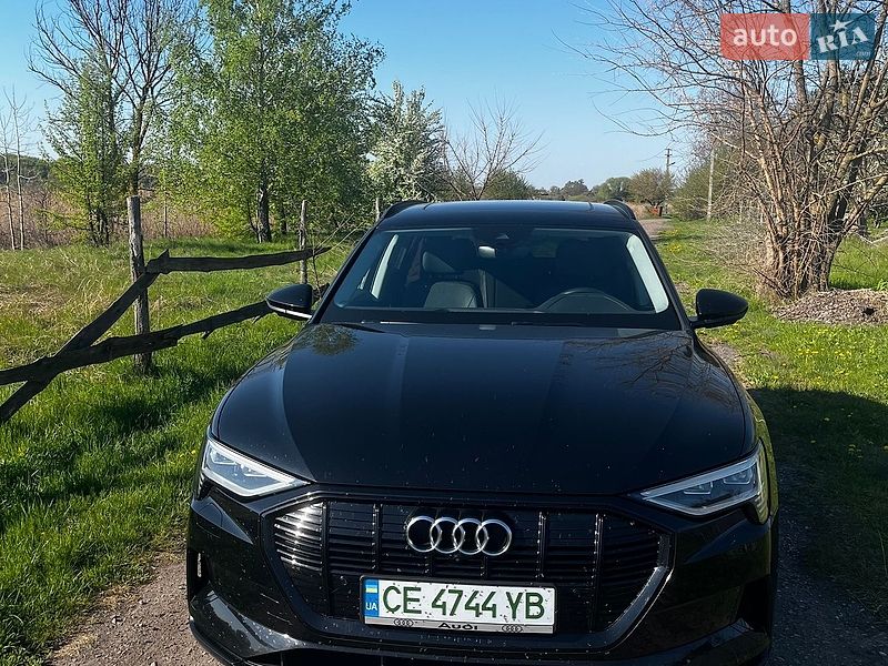 Audi e-tron 2021