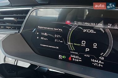 Внедорожник / Кроссовер Audi e-tron 2021 в Киеве