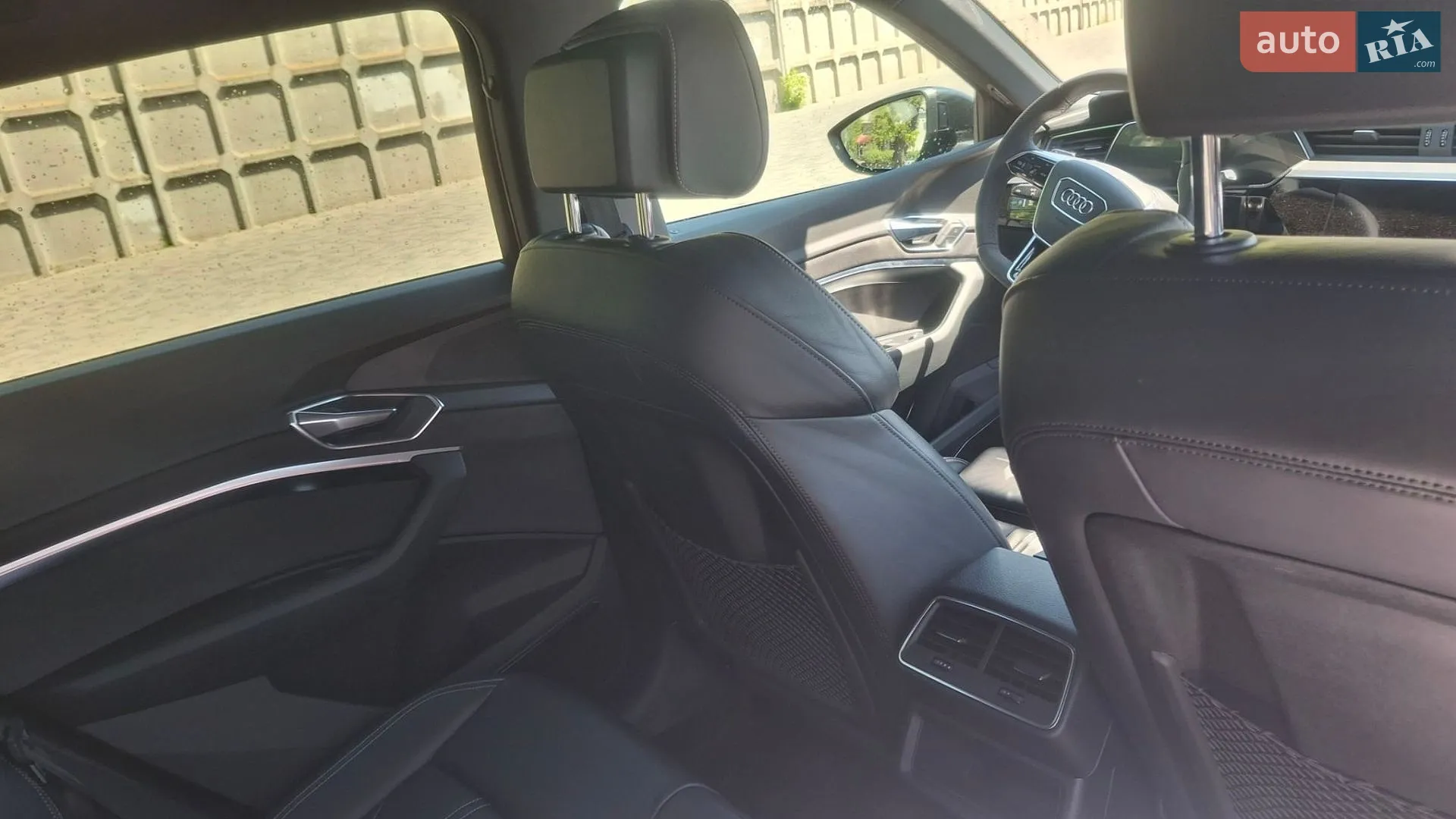 2021 Audi e-tron - мініатюра 6