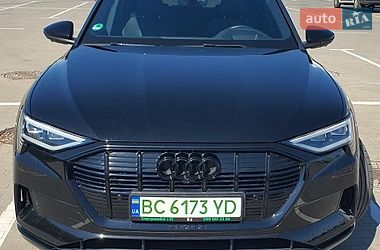 Внедорожник / Кроссовер Audi e-tron 2022 в Киеве