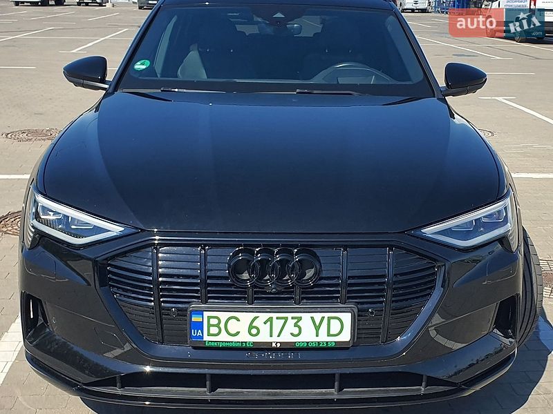 Audi e-tron 2022