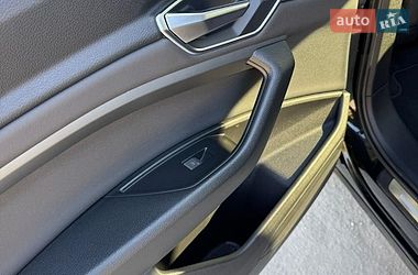 Внедорожник / Кроссовер Audi e-tron 2019 в Львове