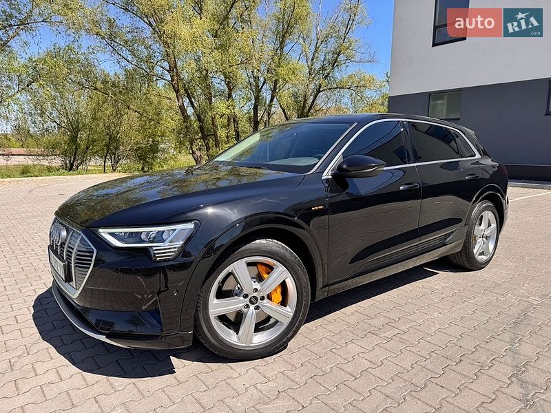 Внедорожник / Кроссовер Audi e-tron 2021 в Хмельницком