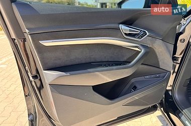 Внедорожник / Кроссовер Audi e-tron 2021 в Хмельницком