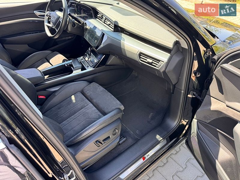 Внедорожник / Кроссовер Audi e-tron 2021 в Хмельницком