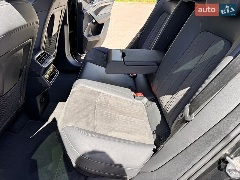 Внедорожник / Кроссовер Audi e-tron 2021 в Хмельницком