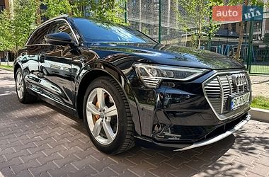 Внедорожник / Кроссовер Audi e-tron 2020 в Киеве