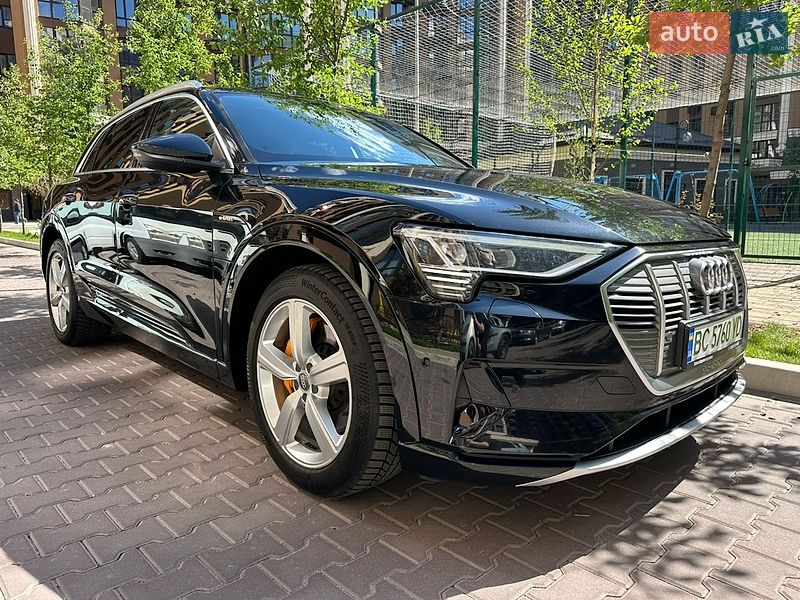 Внедорожник / Кроссовер Audi e-tron 2020 в Киеве