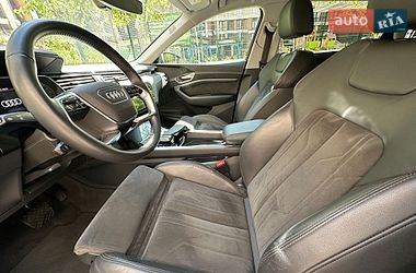 Внедорожник / Кроссовер Audi e-tron 2020 в Киеве