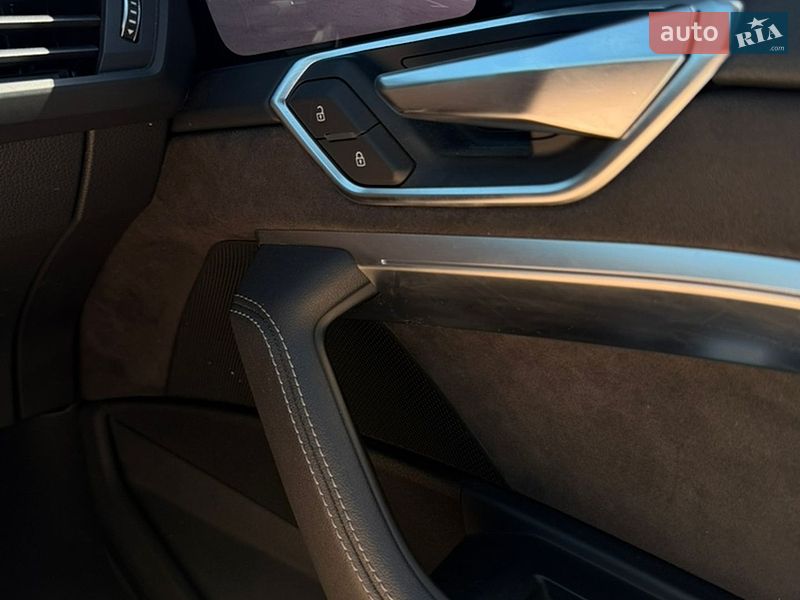 Внедорожник / Кроссовер Audi e-tron 2019 в Буче