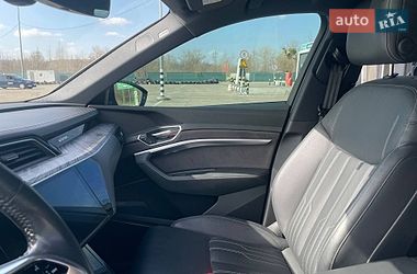 Внедорожник / Кроссовер Audi e-tron 2019 в Киеве