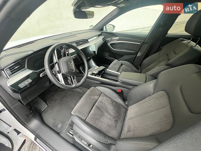Внедорожник / Кроссовер Audi e-tron 2020 в Львове