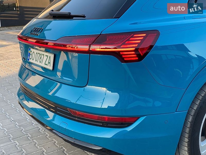 Внедорожник / Кроссовер Audi e-tron 2019 в Тернополе