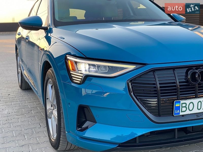 Внедорожник / Кроссовер Audi e-tron 2019 в Тернополе