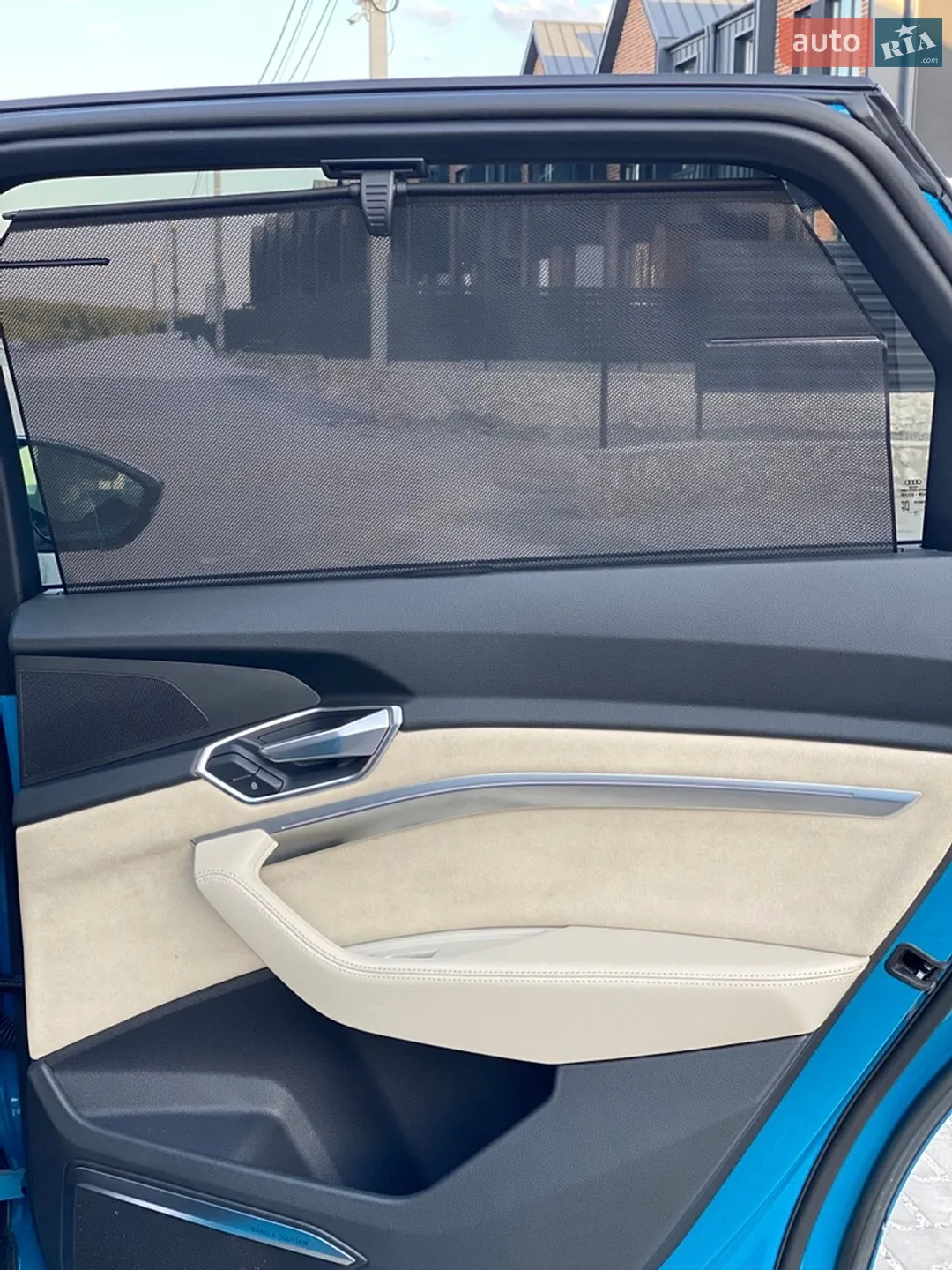 2019 Audi e-tron - мініатюра 32