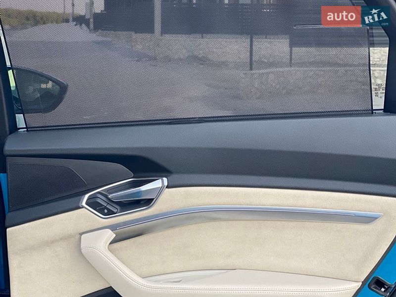 Внедорожник / Кроссовер Audi e-tron 2019 в Тернополе