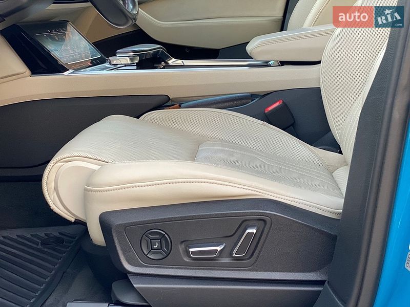 Внедорожник / Кроссовер Audi e-tron 2019 в Тернополе