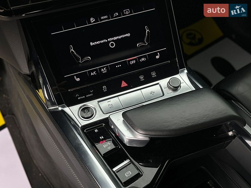 Внедорожник / Кроссовер Audi e-tron 2022 в Мукачево