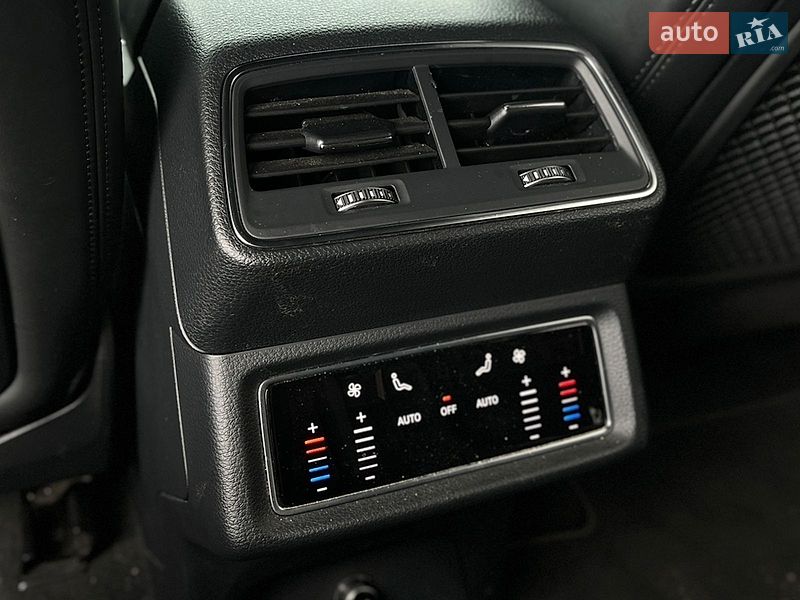 Внедорожник / Кроссовер Audi e-tron 2022 в Мукачево