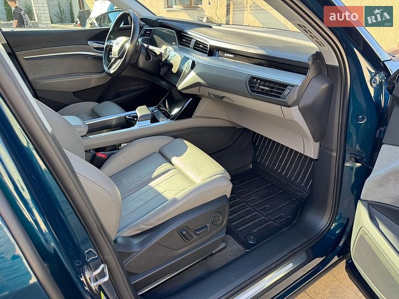 Внедорожник / Кроссовер Audi e-tron 2020 в Житомире