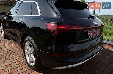 Внедорожник / Кроссовер Audi e-tron 2020 в Сваляве фото 21 Внедорожник / Кроссовер Audi e-tron 2020 в Сваляве