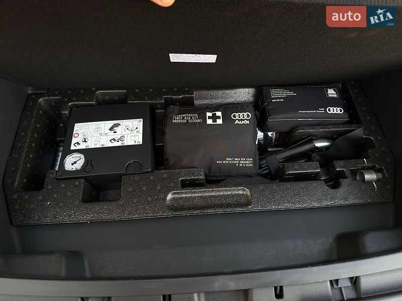 Внедорожник / Кроссовер Audi e-tron 2020 в Сваляве фото 49 Внедорожник / Кроссовер Audi e-tron 2020 в Сваляве
