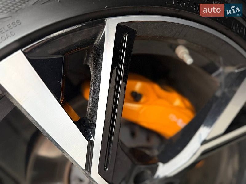 Внедорожник / Кроссовер Audi e-tron 2018 в Хмельнике